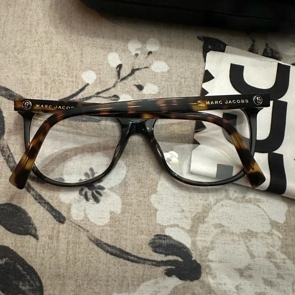 Marc Jacobs Brown Tortoise Eyeglasses - Picture 3 of 7